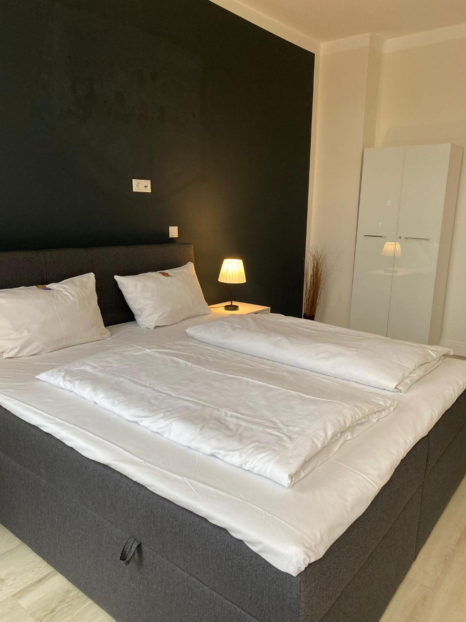 Hotel Adler & Eventlocation Gmbh Itzehoe Zewnętrze zdjęcie
