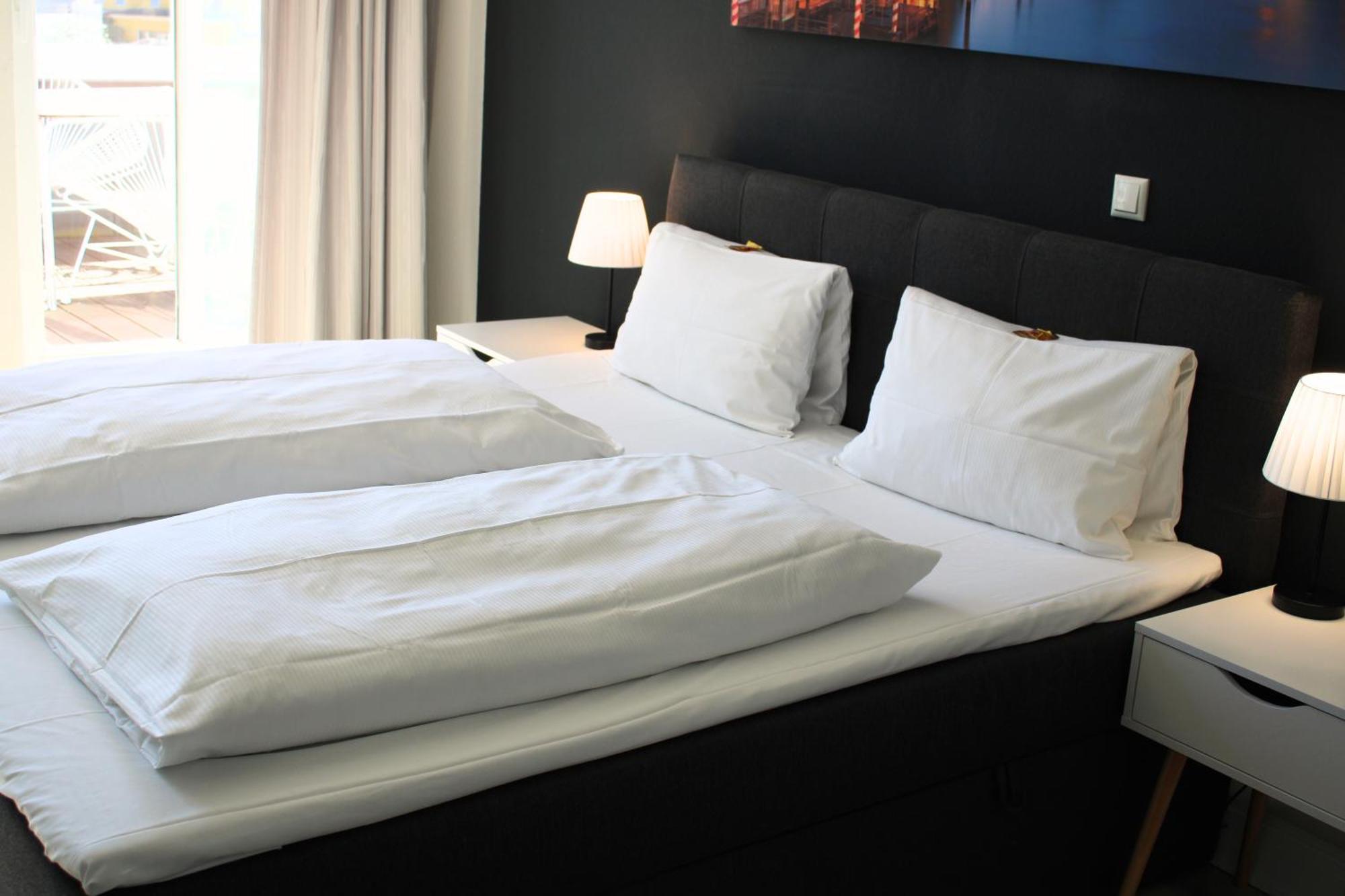 Hotel Adler & Eventlocation Gmbh Itzehoe Zewnętrze zdjęcie
