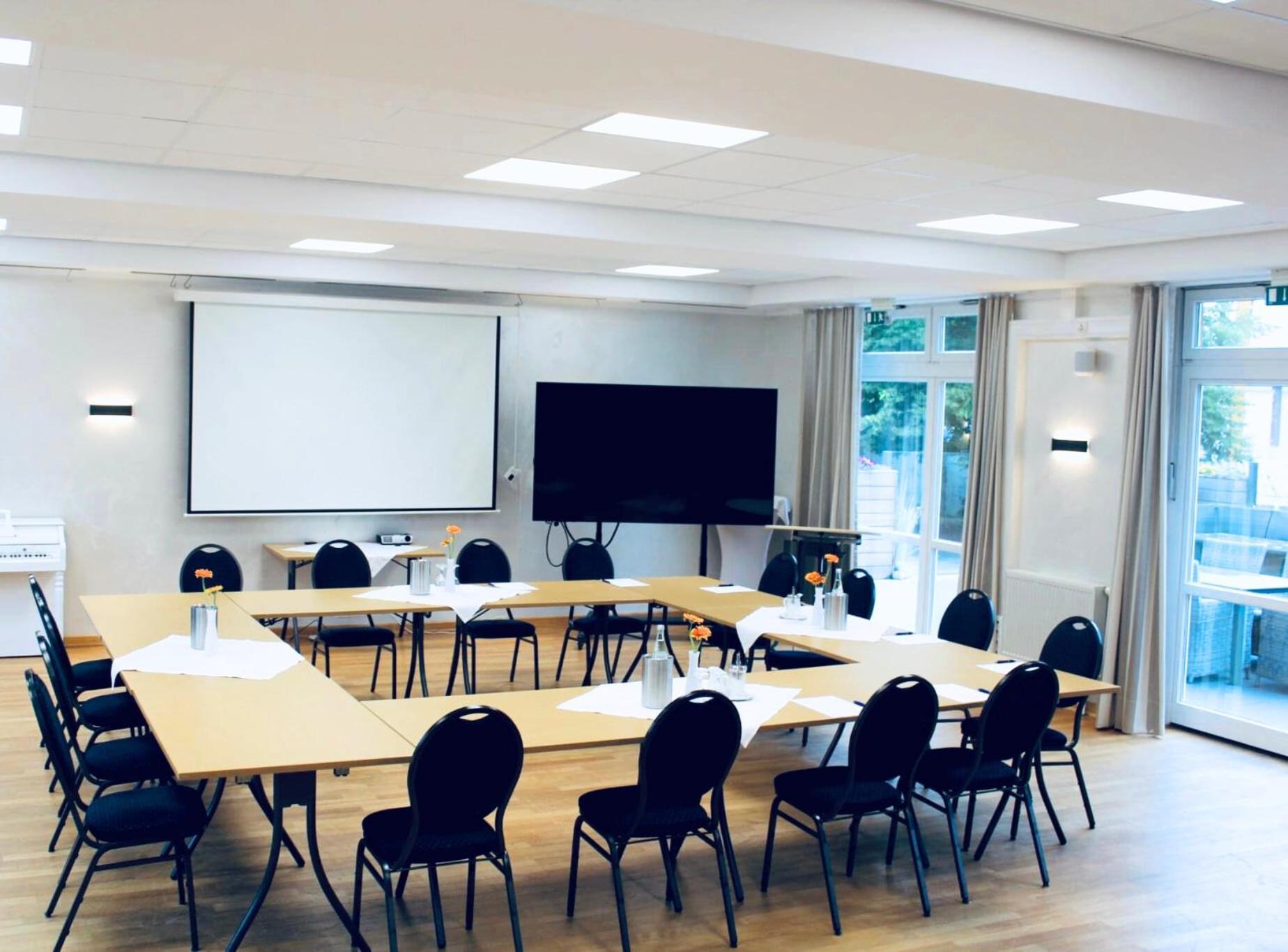 Hotel Adler & Eventlocation Gmbh Itzehoe Zewnętrze zdjęcie