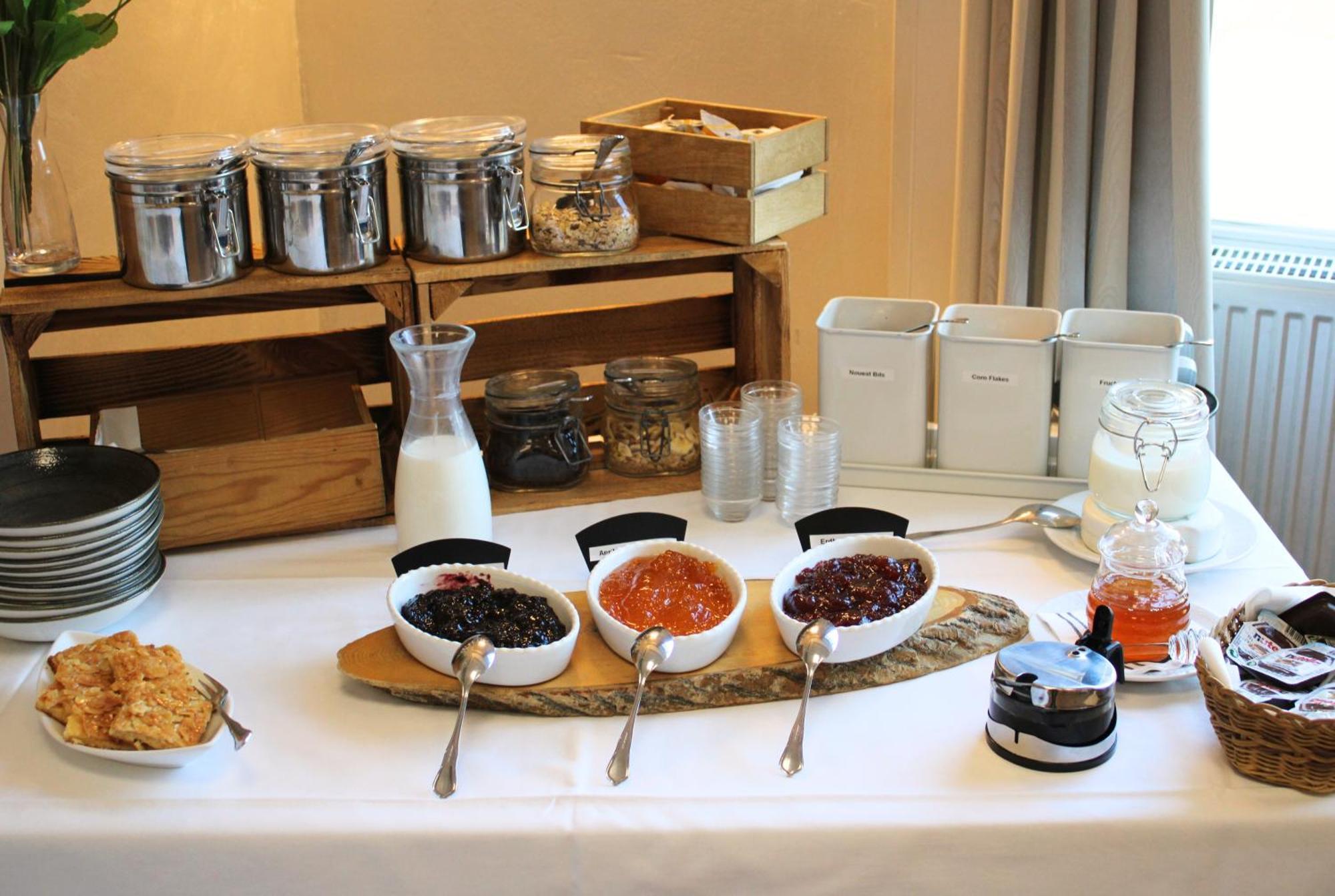Hotel Adler & Eventlocation Gmbh Itzehoe Zewnętrze zdjęcie