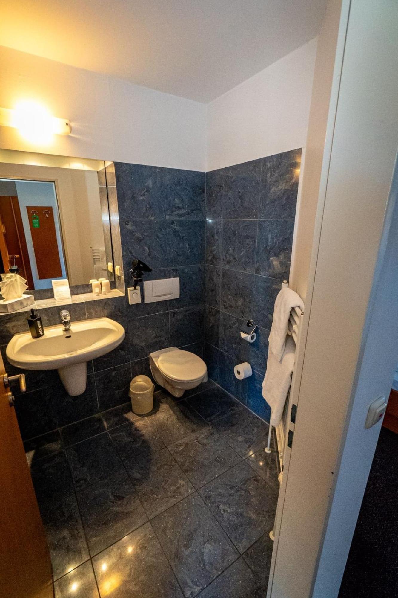 Hotel Adler & Eventlocation Gmbh Itzehoe Zewnętrze zdjęcie